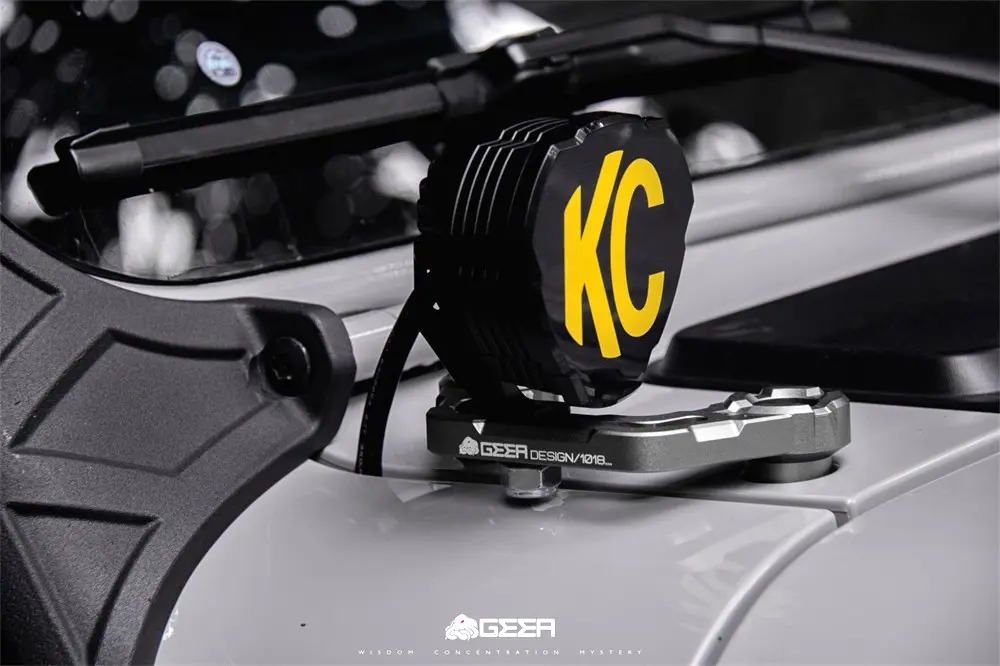 GEEA A-pillar Light Mounting Bracket 04 GEEA A-pillar Light Mounting Bracket