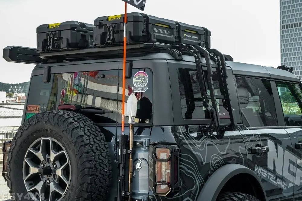 FORD Bronco Parts NEPT Carbon Fiber Flagpole Mount