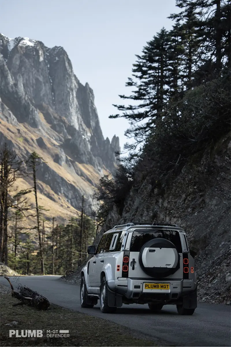 PLUMB MGT Spare Tire Cover for New Land Rover Defender